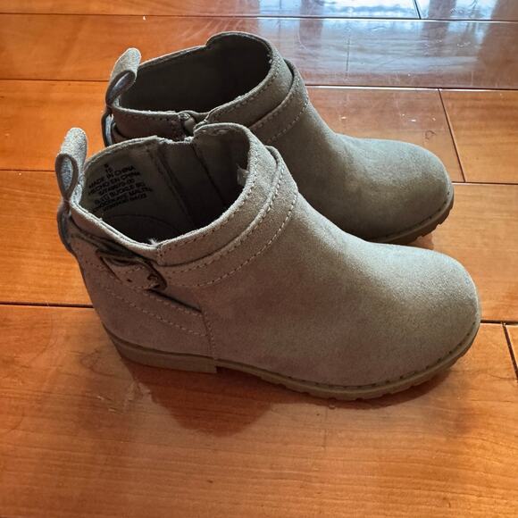 Old Navy New Toddler Boot Shoes Size 8 NWOT - Picture 2 of 5
